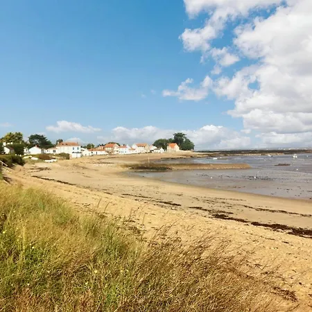 Holiday home Maison Accueillante A 45 M² Avec Jardin Prive